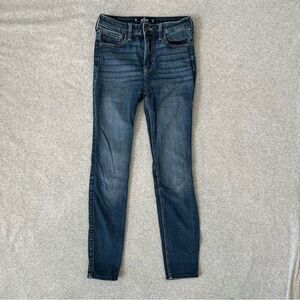 Hollister High-Rise Super Skinny Jeans